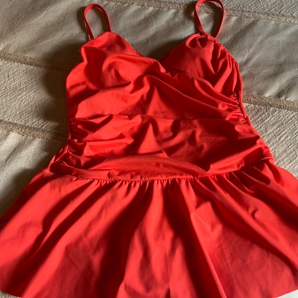 Aqua Green One-Piece Lined Swim Skirt NWOT W/ Attached Flirty Ruffle Skirt-SZ 8 - Picture 2 of 13